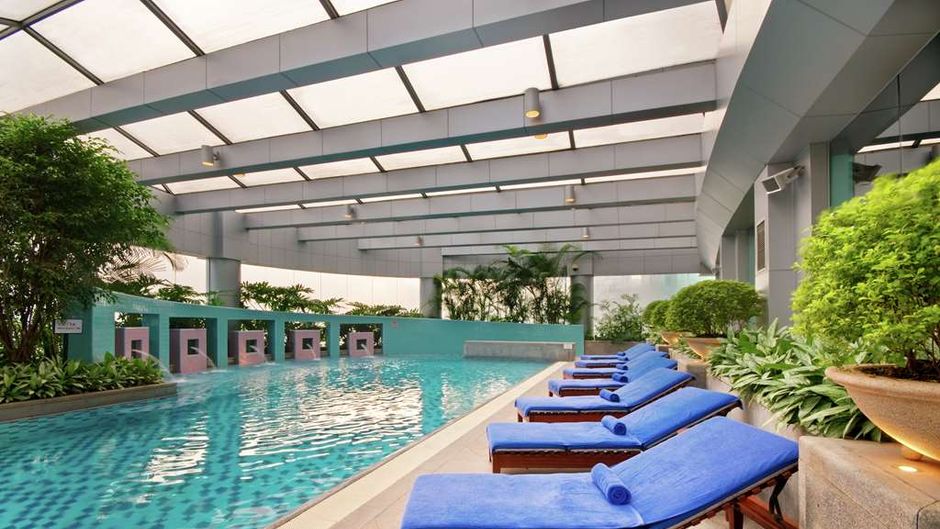 Hilton Chongqing Pool
