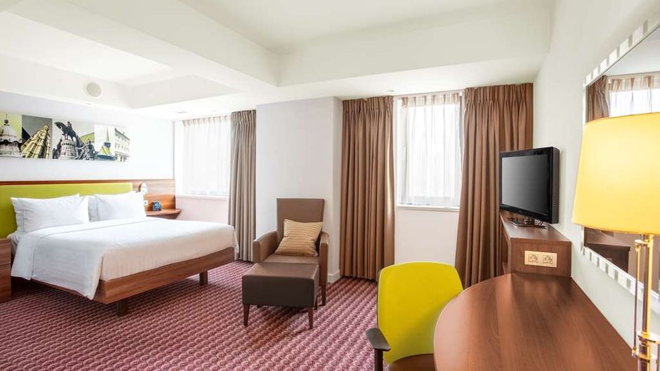Hampton by Hilton Cluj-Napoca Room