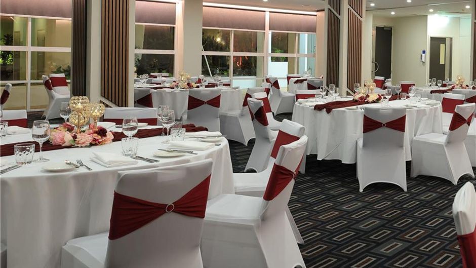 DoubleTree by Hilton Cairns Meeting