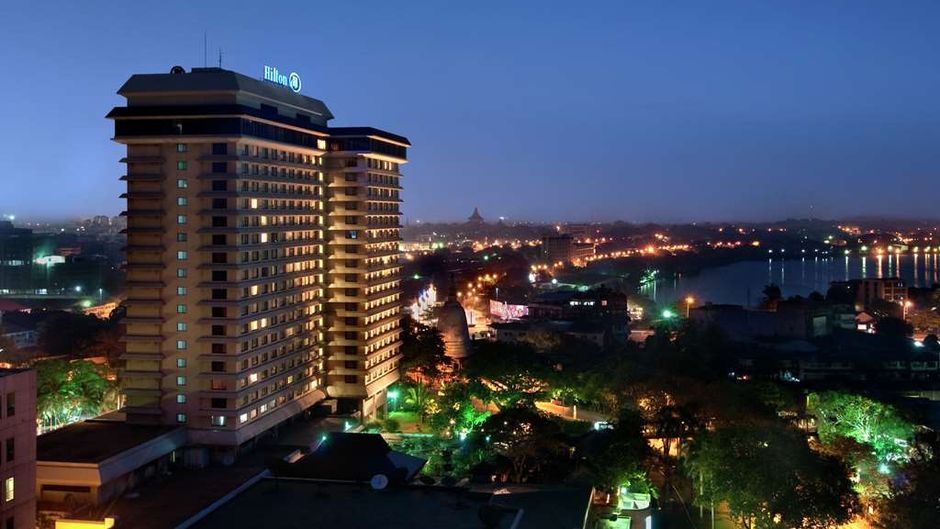 Hilton Colombo Exterior