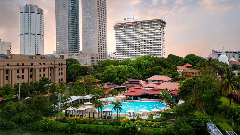 Hilton Colombo Pool