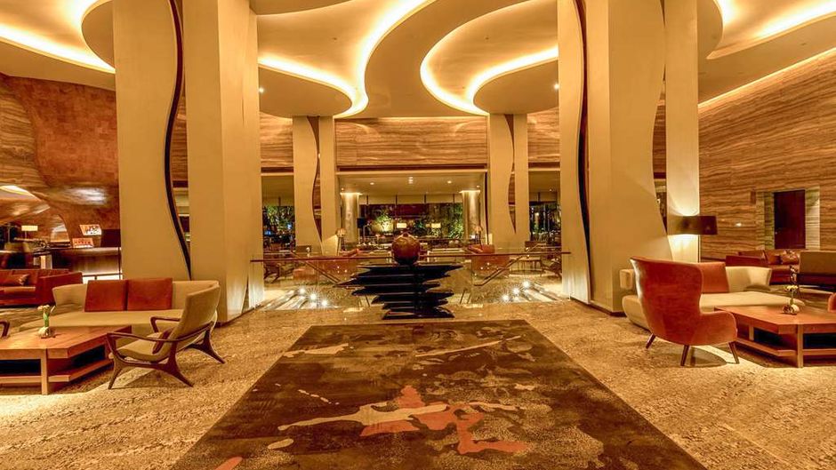Hilton Colombo Lobby