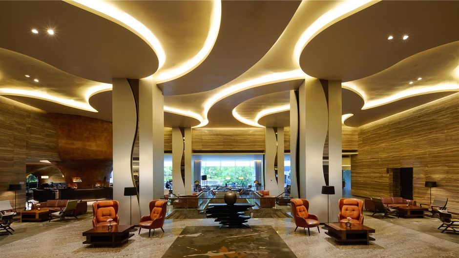 Hilton Colombo Lobby