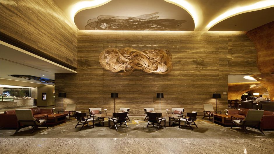 Hilton Colombo Lobby