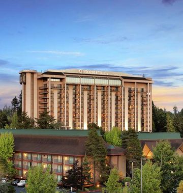 DoubleTree by Hilton Seattle Airport