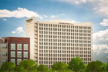 DoubleTree Dallas - Market Center