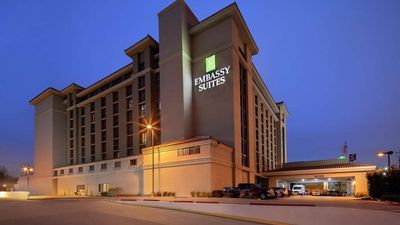 Embassy Suites Dallas Park Central