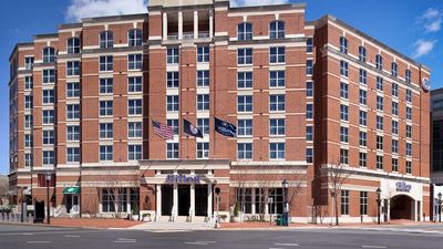 Hilton Alexandria Old Town