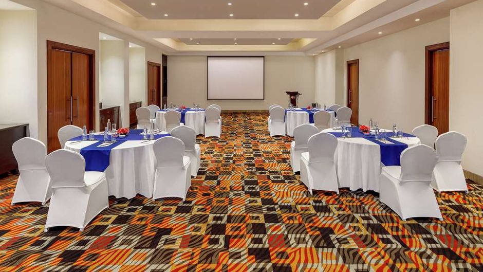 DoubleTree by Hilton Gurgaon - New Delhi Meeting