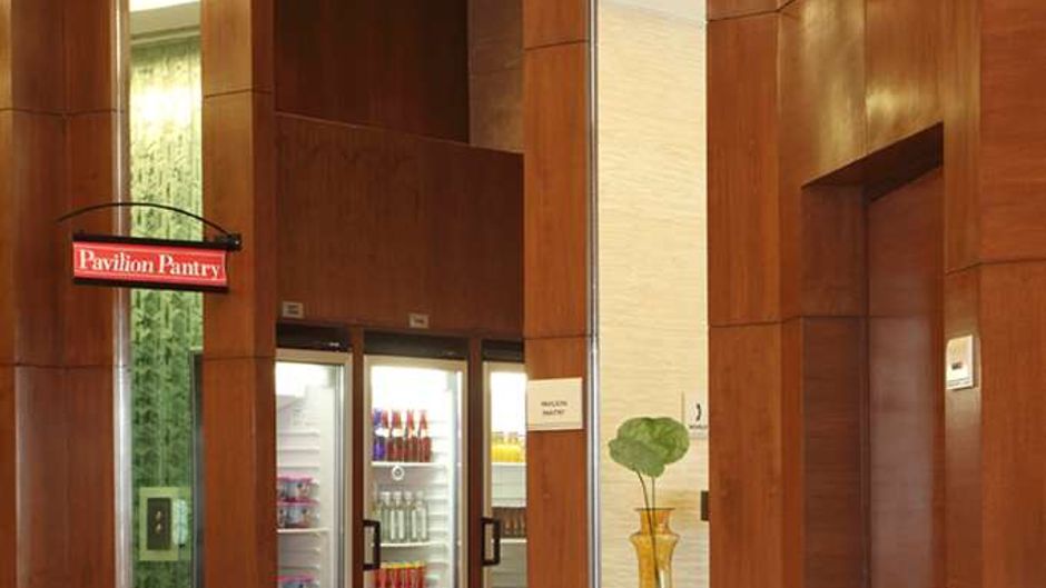 Hilton Garden Inn New Delhi/Saket Exterior
