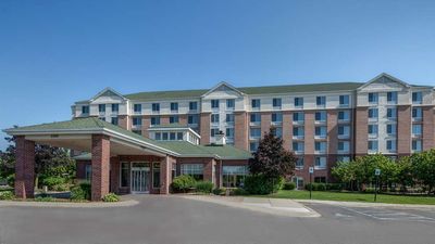 Hilton Garden Inn Detroit Metro Airport