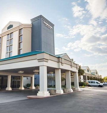 DoubleTree by Hilton DFW Airport North