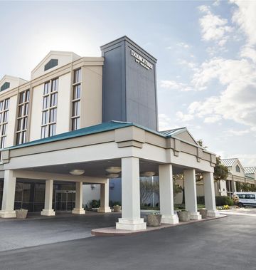 DoubleTree by Hilton DFW Airport North