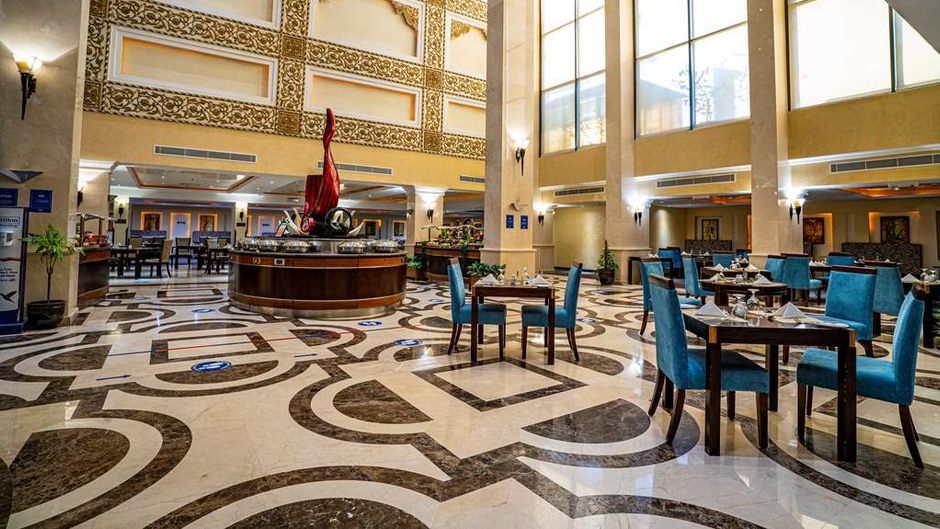 DoubleTree by Hilton Hotel Dhahran Restaurant