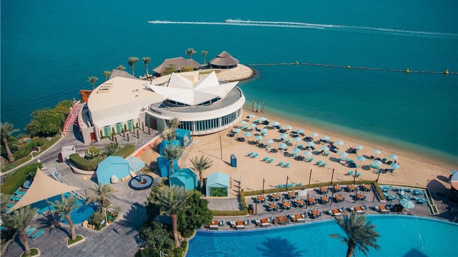Hilton Doha Exterior