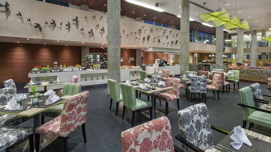 Hilton Garden Inn Bali Ngurah Rai Airprt Restaurant
