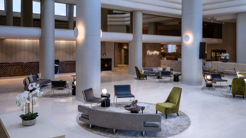Hilton Darwin Lobby