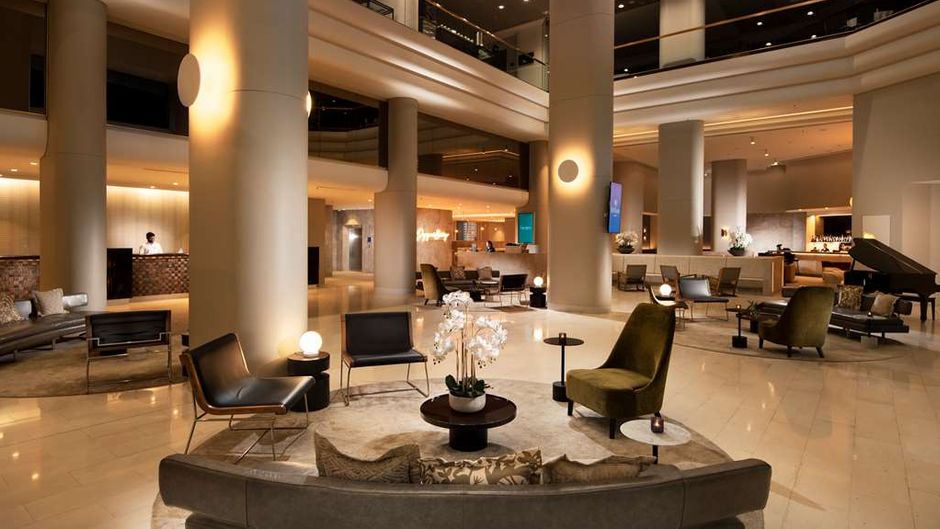 Hilton Darwin Lobby
