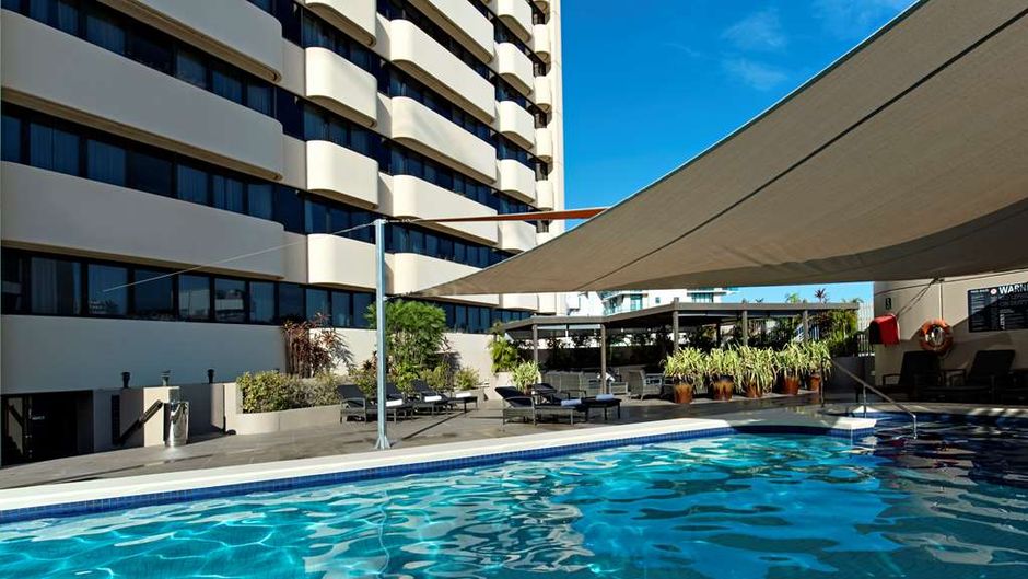 Hilton Darwin Pool