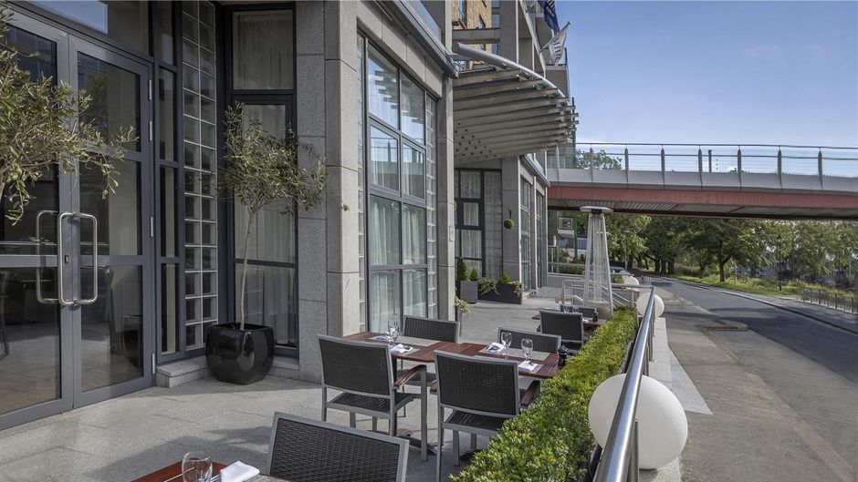 Hilton Dublin Exterior