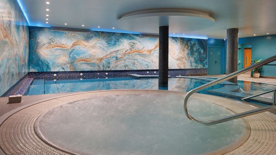 Hilton Dublin Kilmainham Pool