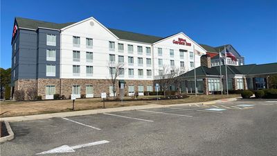 Hilton Garden Inn Lakewood