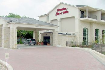 Hampton Inn & Suites Fredericksburg