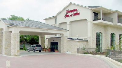 Hampton Inn & Suites Fredericksburg