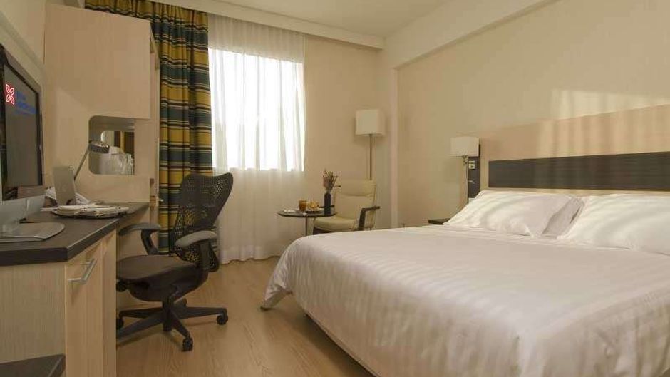 Hilton Garden Inn Rome Airport Room