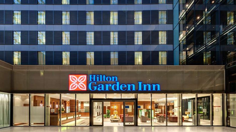 Hilton Garden Inn Frankfurt Airport Exterior