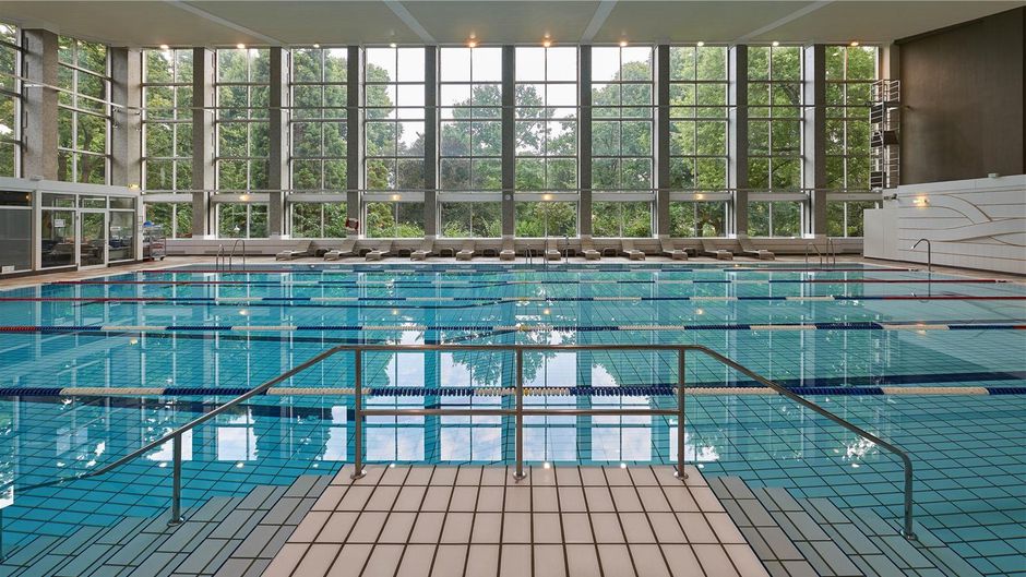 Hilton Frankfurt City Centre Pool