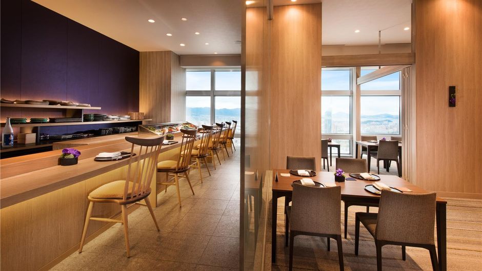 Hilton Fukuoka Sea Hawk Restaurant