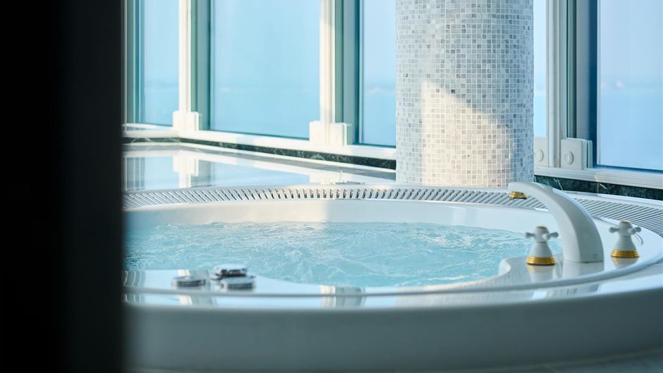 Hilton Fukuoka Sea Hawk Room