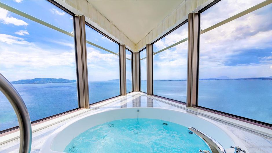 Hilton Fukuoka Sea Hawk Suite