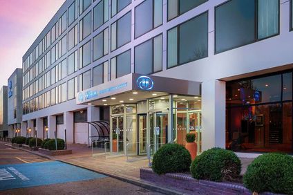 Hilton London Gatwick Airport