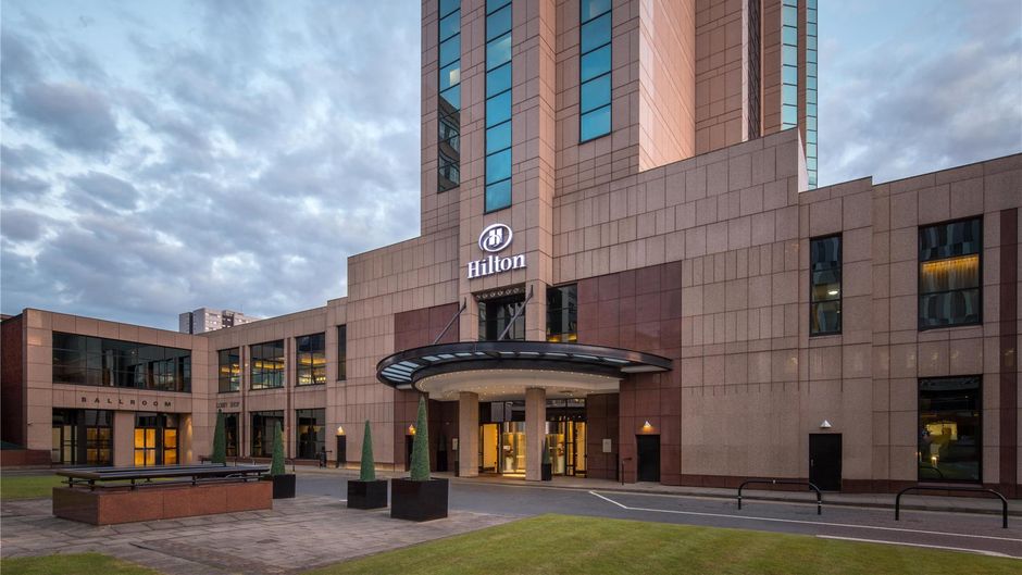 Hilton Glasgow Exterior