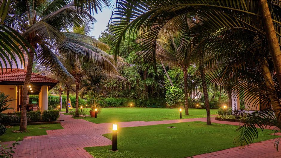 DoubleTree by Hilton Goa - Arpora - Baga Exterior