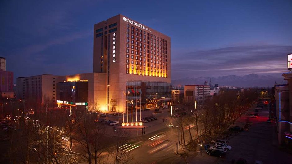 DoubleTree by Hilton Qinghai-Golmud Exterior