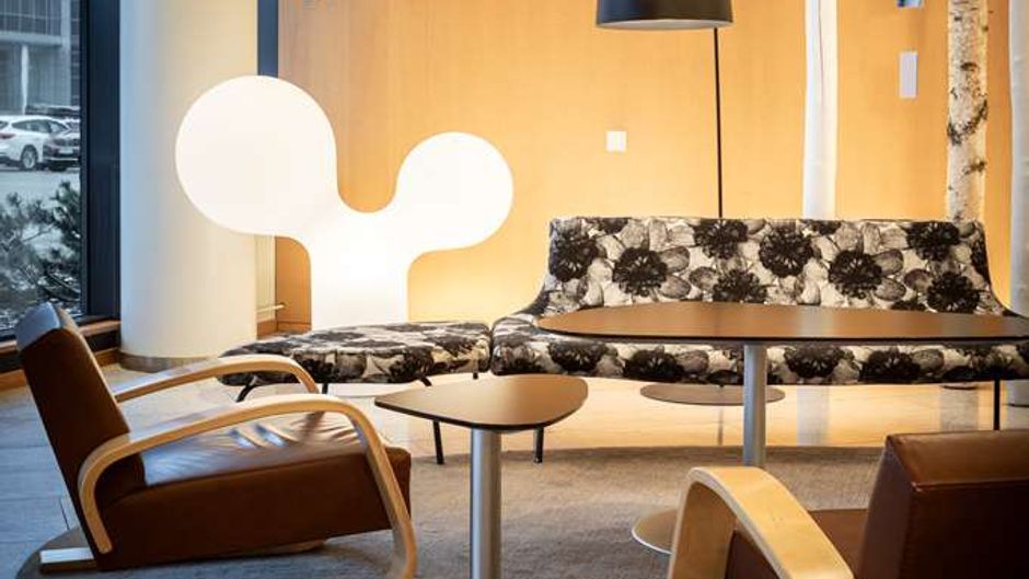 Hilton Helsinki Airport Lobby