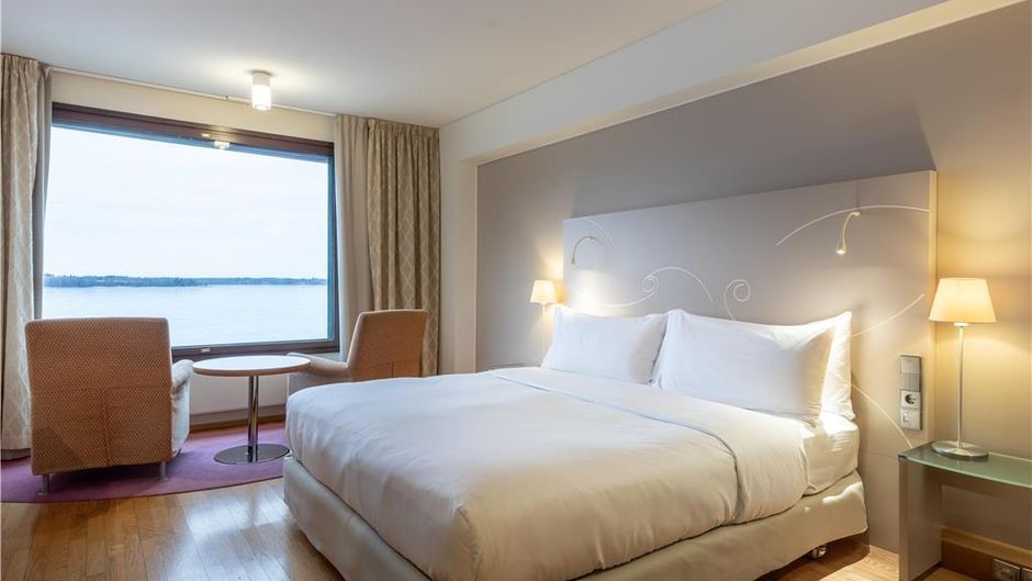 Hilton Helsinki Kalastajatorppa Room