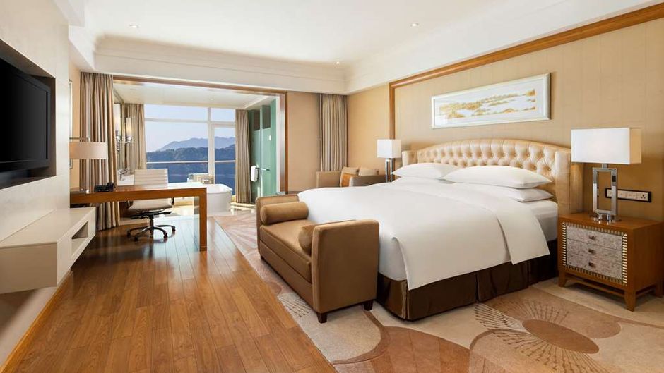 Hilton Hangzhou Qiandao Lake Resort Room