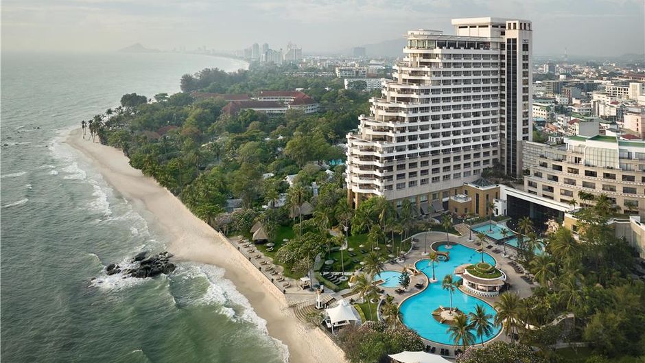 Hilton Hua Hin Resort & Spa Exterior