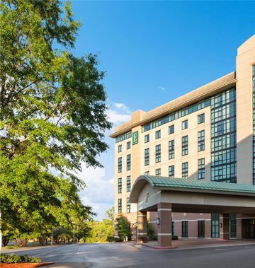 Embassy Suites Hot Springs - Hotel & Spa