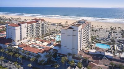 Waterfront Beach Resort, a Hilton Hotel