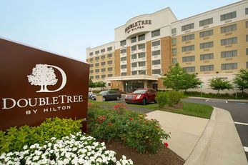 Doubletree by Hilton Sterling Dulles