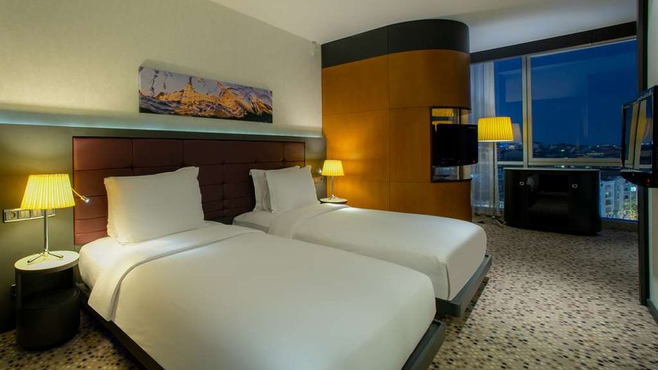 DoubleTree by Hilton Istanbul - Moda Room