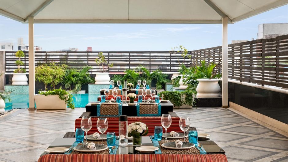 Hilton Jaipur Pool