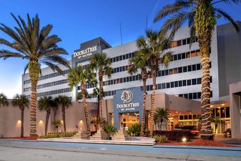 DoubleTree by Hilton Jacksonville Arpt