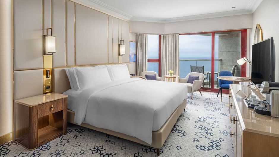 Jeddah Hilton Room