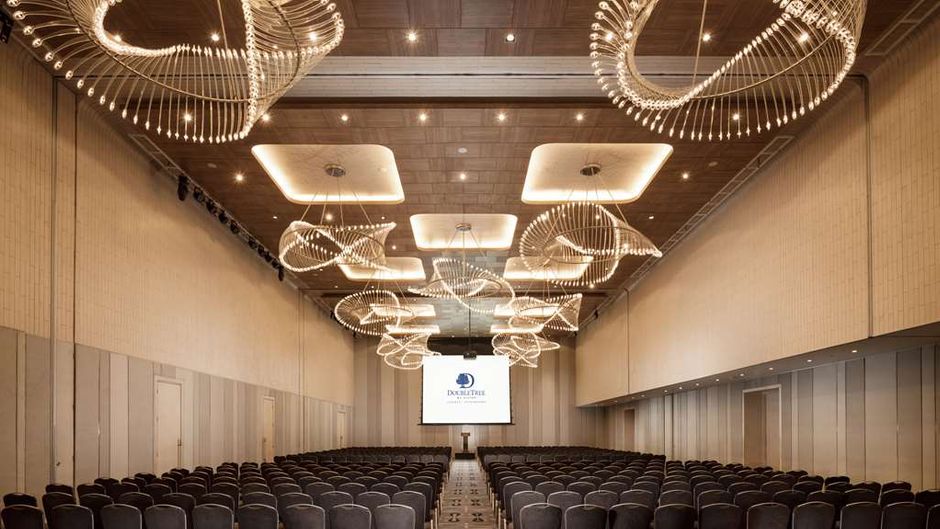 DoubleTree by Hilton Jakarta Diponegoro Meeting